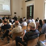 Il percorso formativo ha lo scopo di formare una figura professionale manageriale tra le più richieste e innovative nel settore vivaistico. Si tratta del primo corso professionale gratuito organizzato a Pistoia su un tema strategico per il futuro del settore vivaistico. Erano presenti l’assessore regionale all’istruzione Cristina Grieco, il presidente del Distretto Vivaistico Francesco Mati, il marketing manager del gruppo MATI 1909 Fabio Fondatori, il direttore generale della Fondazione Et Labora Massimiliano Marcellini, il responsabile dell’Accademia del Giardino Federico Di Cara, i consiglieri regionali Massimo Baldi e Marco Niccolai, il vice Presidente della Provincia Patrizio Mungai, i consiglieri comunali Emanuela Checcucci e Daniele Vannelli, il prof. Francesco Nicese dell’Università di Firenze, presidi delle scuole medie superiori e studenti dell’Istituto Agrario De Franceschi
